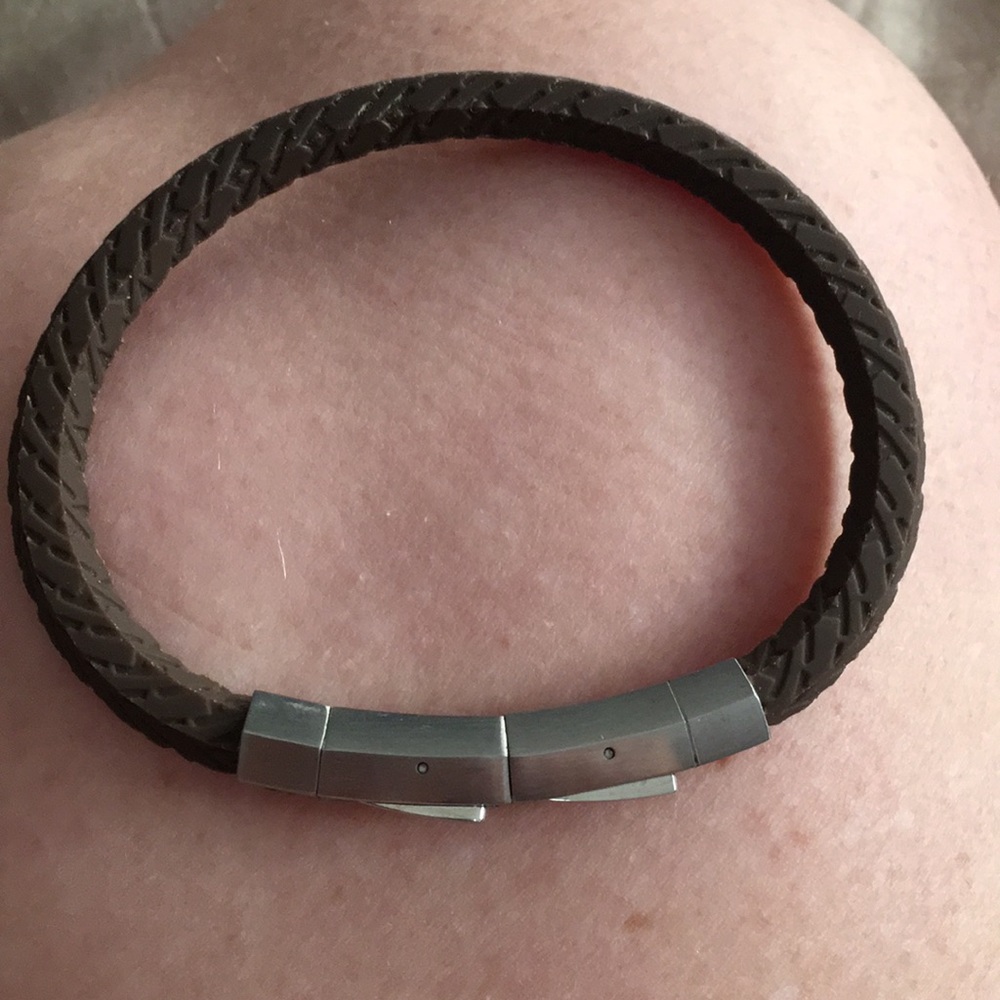 Men’s brown fossil bracelet